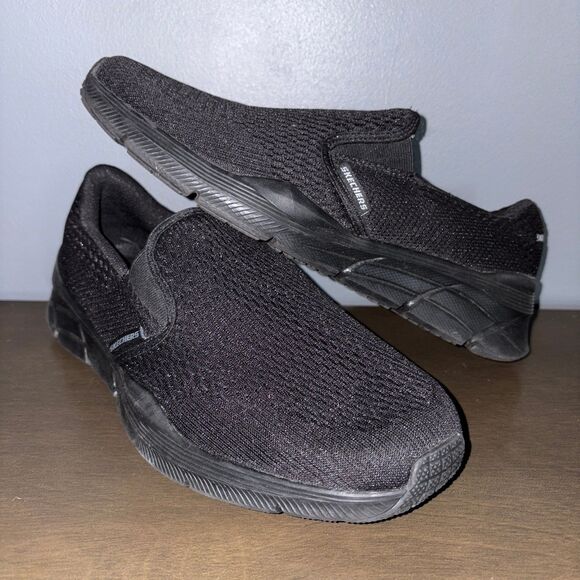 Skechers Relaxed Fit Air Cooled Memory Foam Slip On Shoes Mens 8.5 Black - Picture 1 of 12